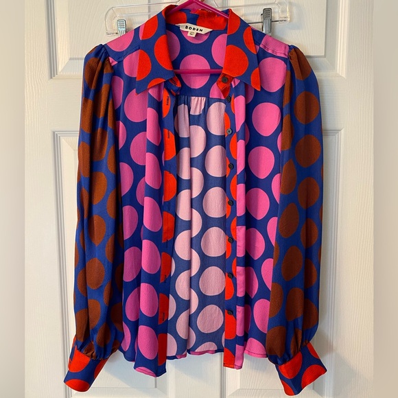 Boden Tops - Boden Hammered Satin Polka Dot Button Down